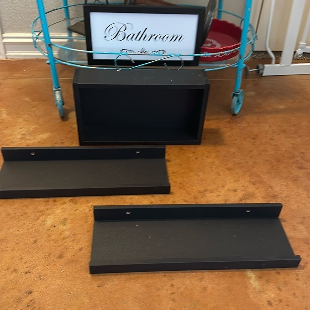 NWT Bathroom Limited Space Shelving Decor Set.